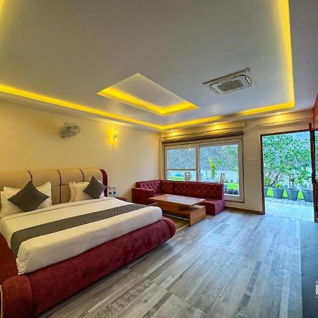 Aroma Resort Rishīkesh Extérieur photo