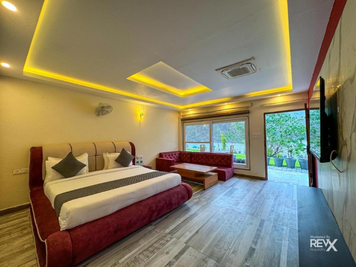 Aroma Resort Rishīkesh Extérieur photo