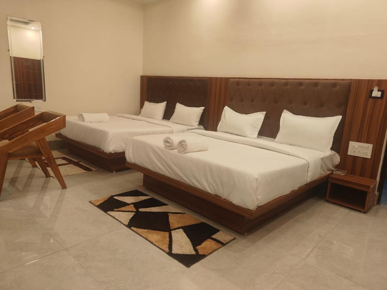 Aroma Resort Rishīkesh Extérieur photo